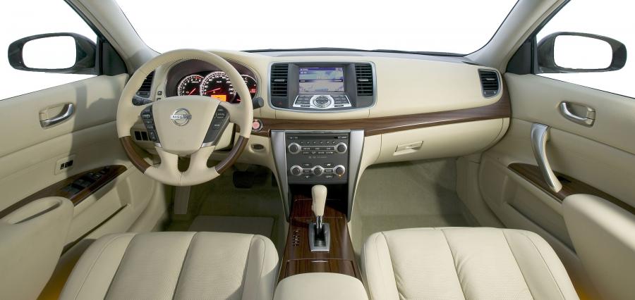  Nissan Teana 4x4 2010 года  (фото 4 из 70)